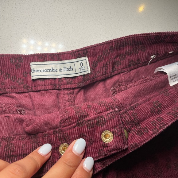 Abercrombie & Fitch corduroy skirt - Picture 3 of 3